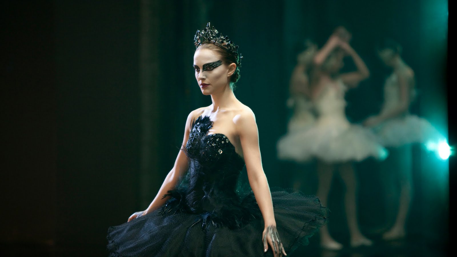 Black Swan: Sang Ratu yang Melabrak Kesempurnaannya Sendiri — Cinema Poetica